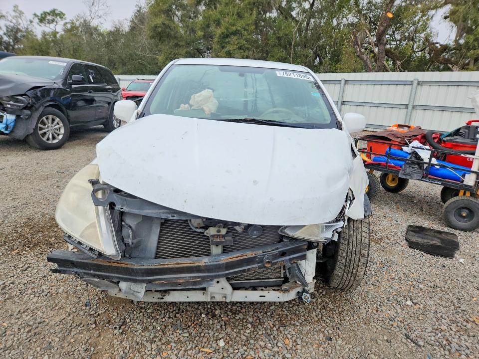 Photo 5 from auction – 2011 NISSAN VERSA with VIN 3N1BC1CP5BL457314