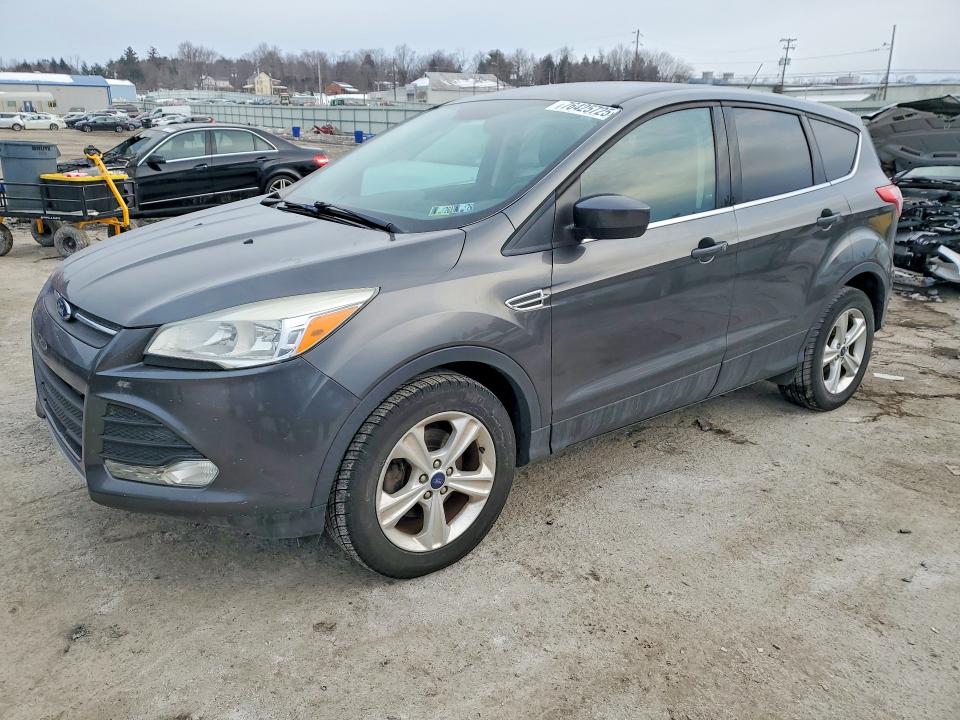 FORD ESCAPE SE 2015 with VIN 1FMCU0GX3FUB77434 - Photo from auction