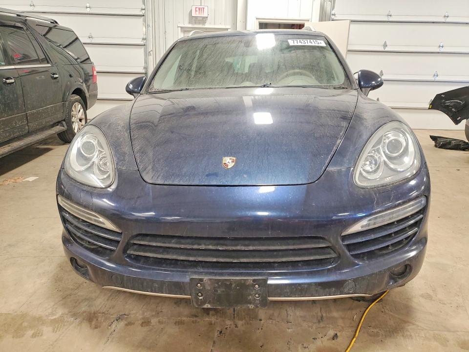 Photo 5 from auction – 2013 PORSCHE CAYENNE with VIN WP1AF2A23DLA32460