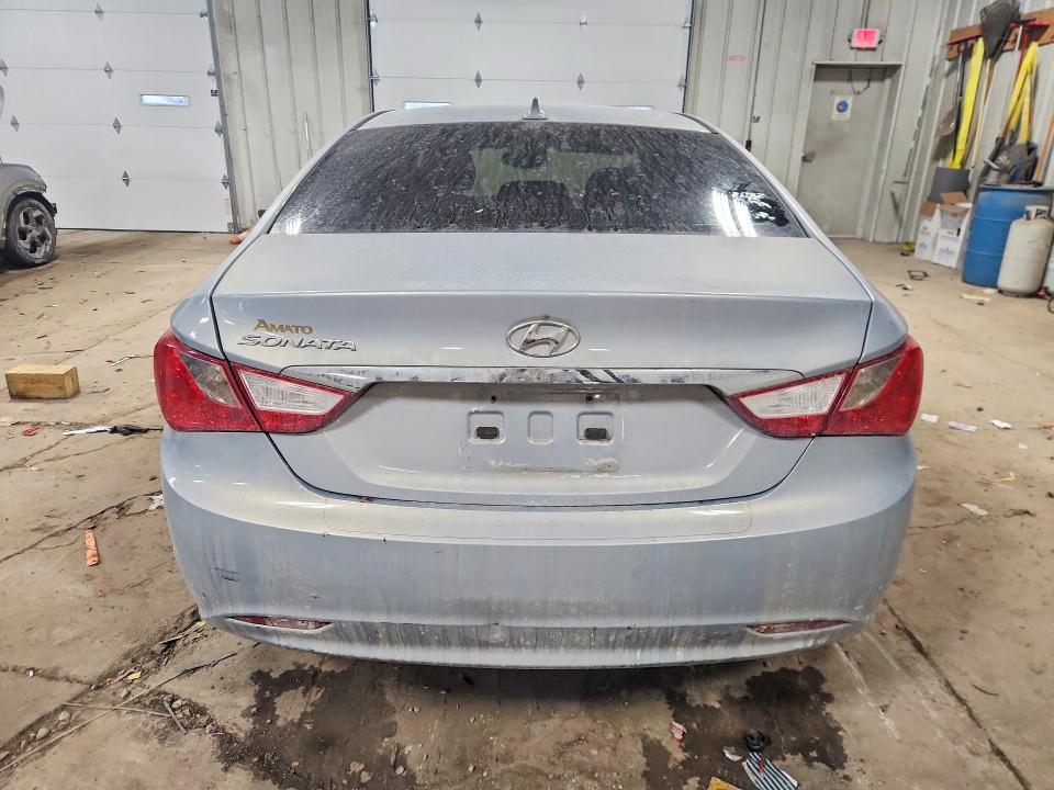 Photo 6 from auction – 2013 HYUNDAI SONATA with VIN 5NPEB4AC4DH528004