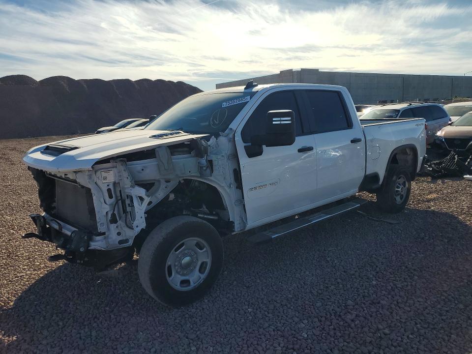 CHEVROLET SILVERADO 2024 with VIN 2GC4YME75R1235633 - Photo from auction