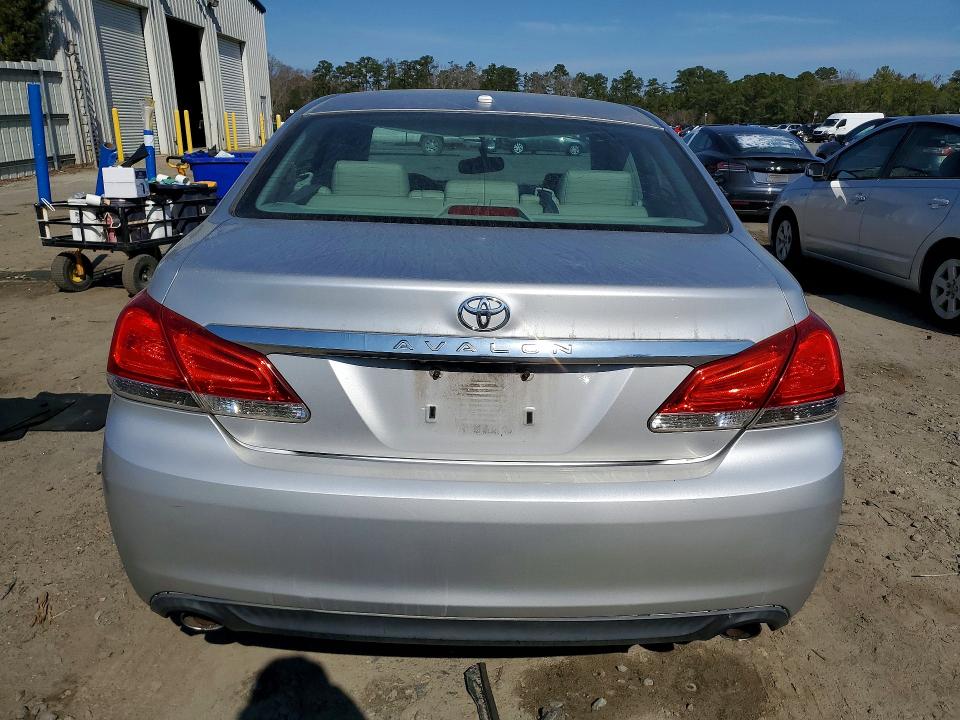 Photo 6 from auction – 2011 TOYOTA AVALON with VIN 4T1BK3DB2BU381177