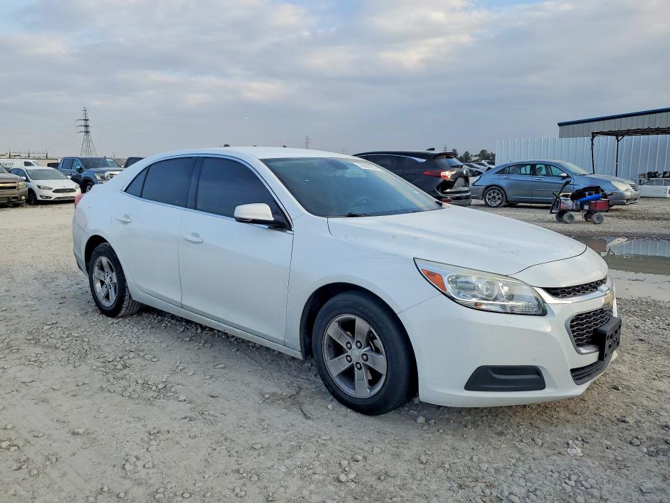 Photo 4 from auction – 2015 CHEVROLET MALIBU 1LT with VIN 1G11C5SL1FF322628