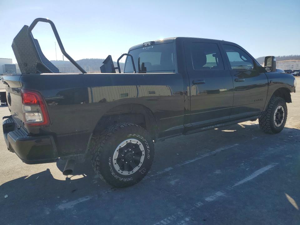 Photo 3 from auction – 2024 RAM 2500 with VIN 3C6UR5DL0RG370082