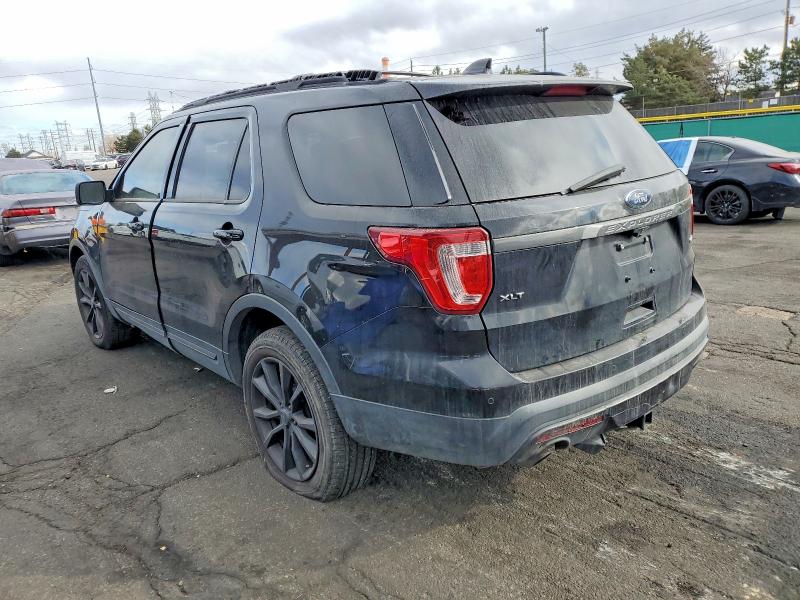 Photo 2 from auction – 2017 FORD EXPLORER with VIN 1FM5K8DH5HGD23814