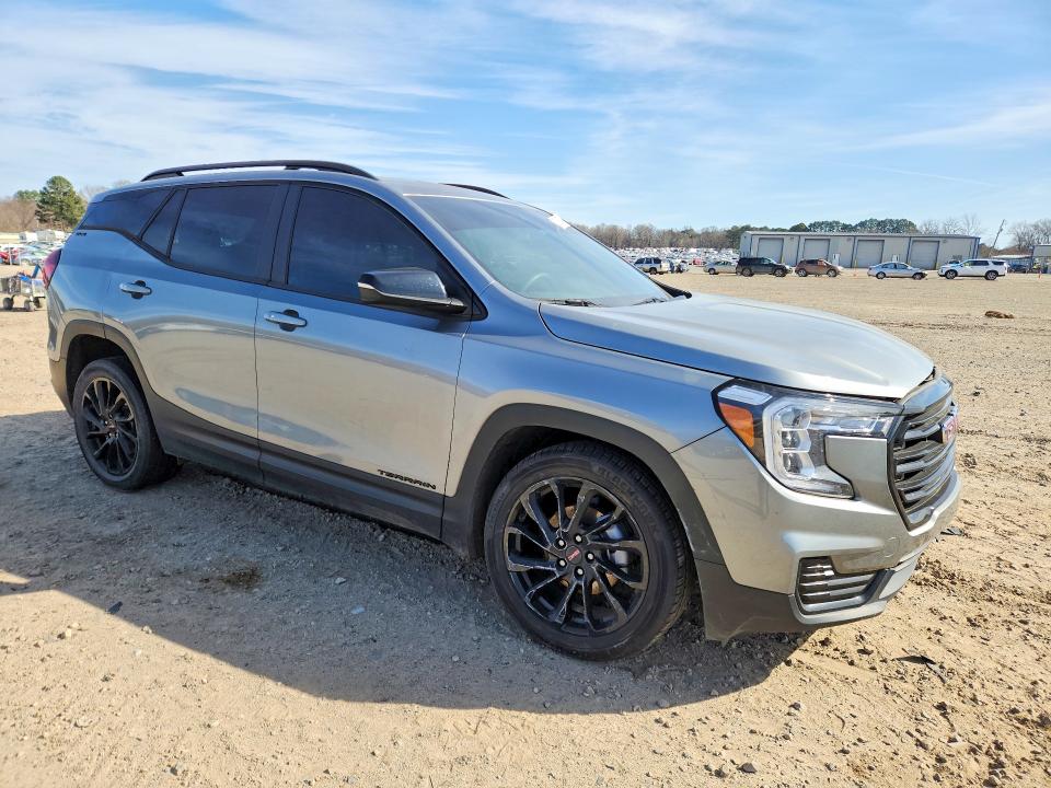 Photo 4 from auction – 2023 GMC TERRAIN with VIN 3GKALMEG5PL171370