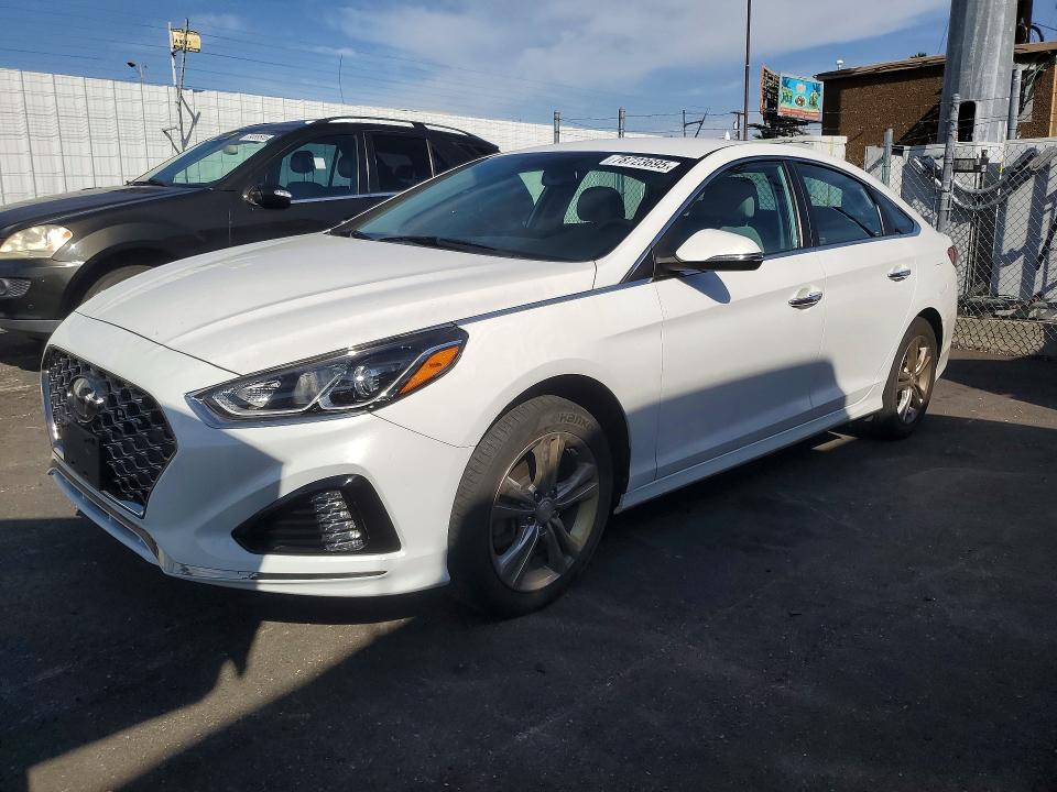 HYUNDAI SONATA 2019 with VIN 5NPE34AF7KH748628 - Photo from auction