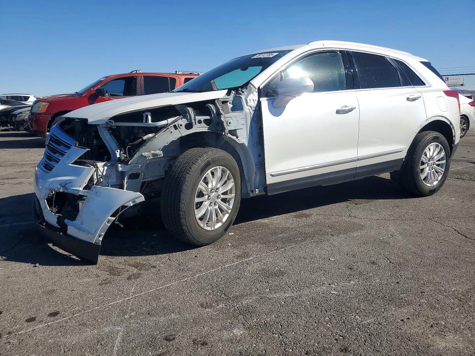 CADILLAC XT5 2018 with VIN 1GYKNARS4JZ172480 - Photo from auction