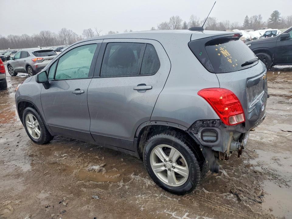 Photo 2 from auction – 2020 CHEVROLET TRAX with VIN 3GNCJNSB1LL338155