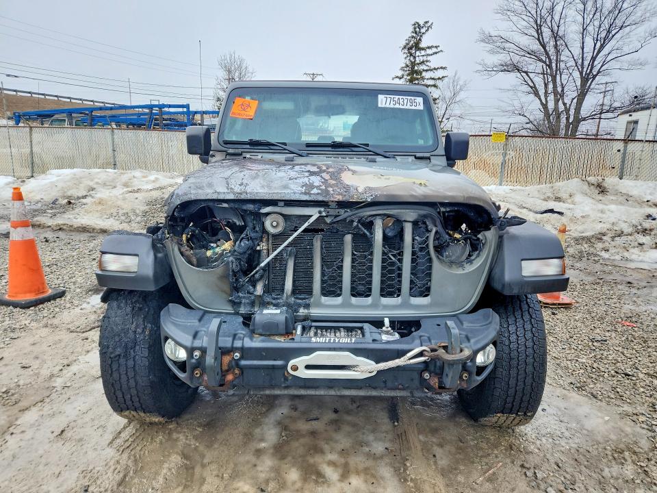 Photo 5 from auction – 2021 JEEP GLADIATOR with VIN 1C6HJTAG4ML524924