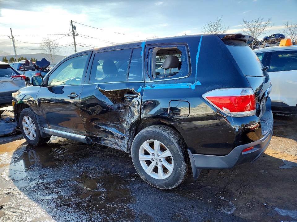 Photo 2 from auction – 2012 TOYOTA HIGHLANDER with VIN 5TDBK3EH2CS146713