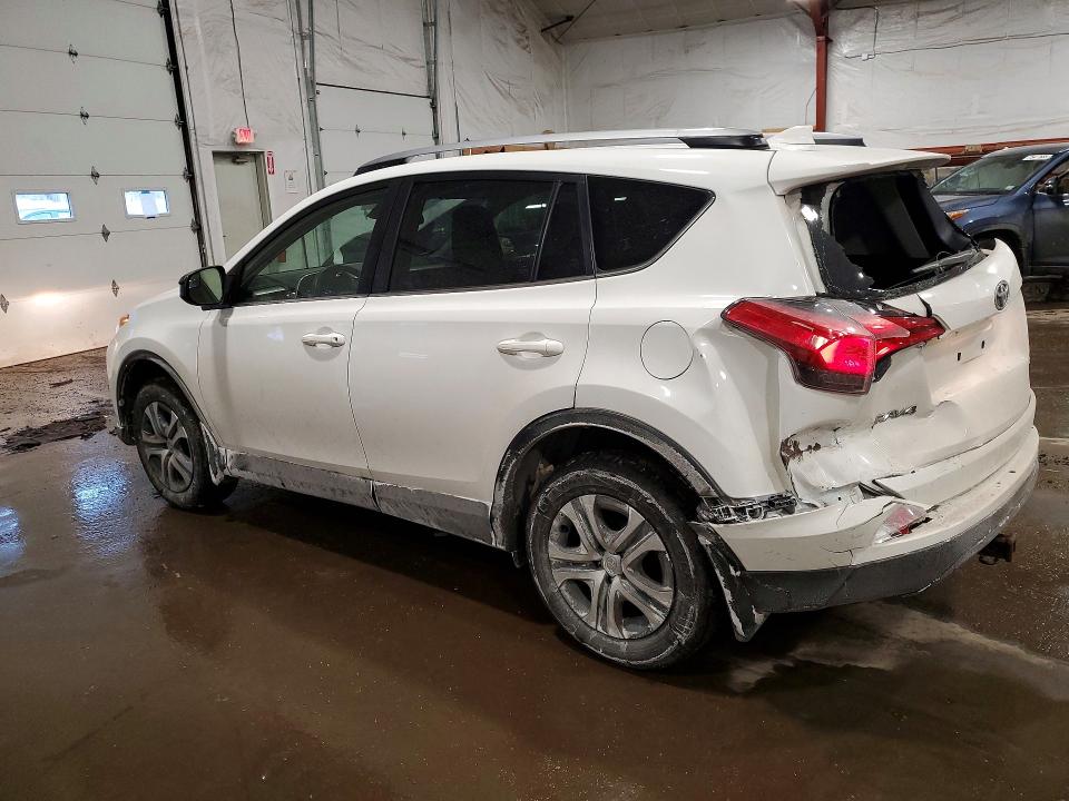 Photo 2 from auction – 2017 TOYOTA RAV4 with VIN JTMBFREV0HJ120533