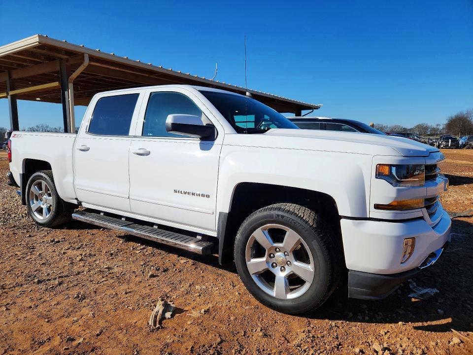 صورة رقم 4 من المزاد - 2018 CHEVROLET SILVERADO مع VIN 3GCUKREC2JG306004
