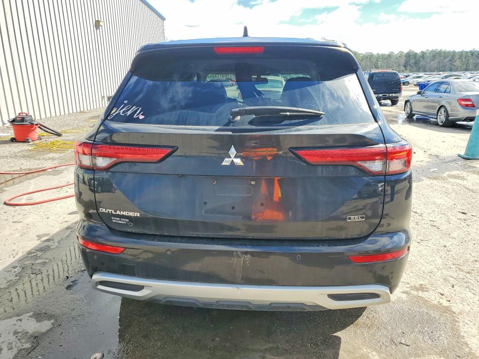 Photo 6 from auction – 2022 MITSUBISHI OUTLANDER with VIN JA4J3VA80NZ058930