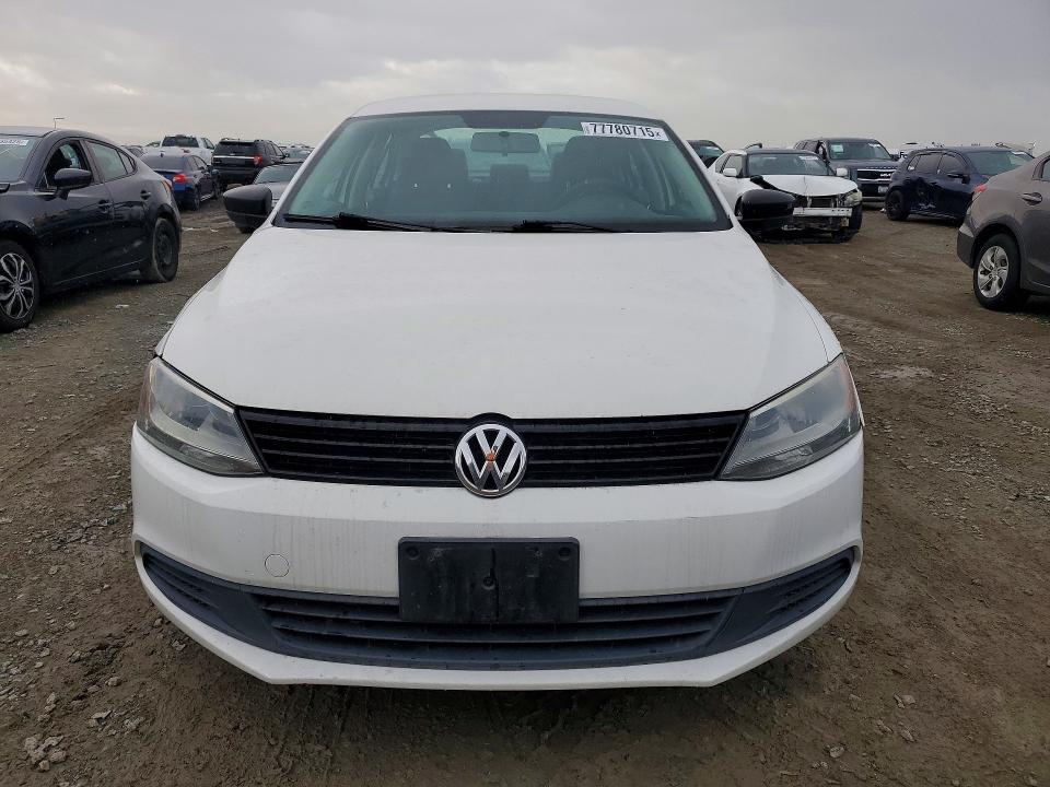Photo 5 from auction – 2013 VOLKSWAGEN JETTA with VIN 3VW2K7AJ2DM306068