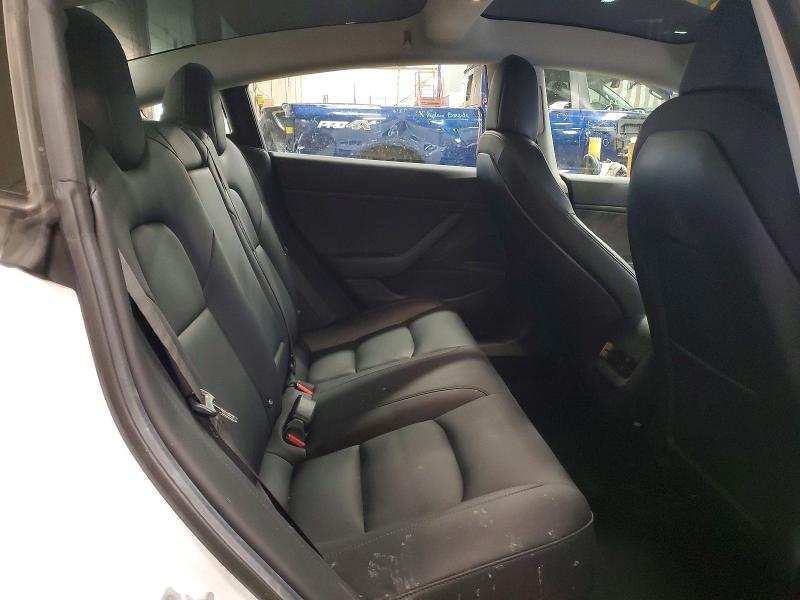 Photo 10 from auction – 2018 TESLA MODEL 3 with VIN 5YJ3E1EA4JF038923