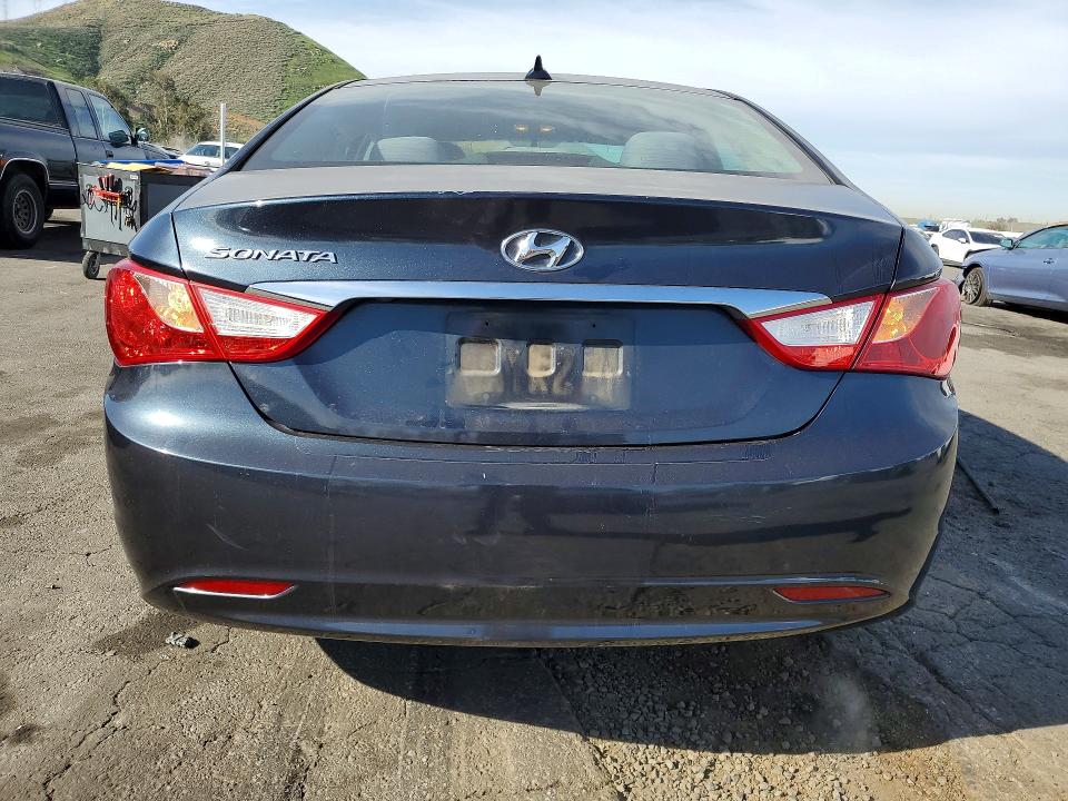 Photo 6 from auction – 2013 HYUNDAI SONATA GLS with VIN 5NPEB4AC5DH771840