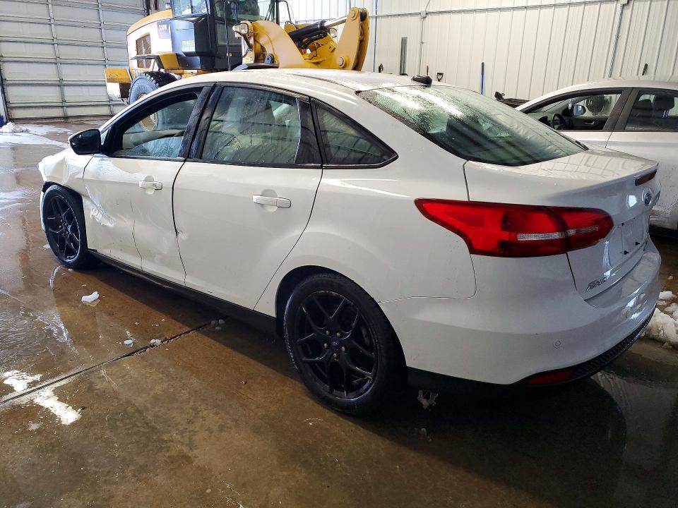 Photo 2 from auction – 2016 FORD FOCUS with VIN 1FADP3F28GL314372