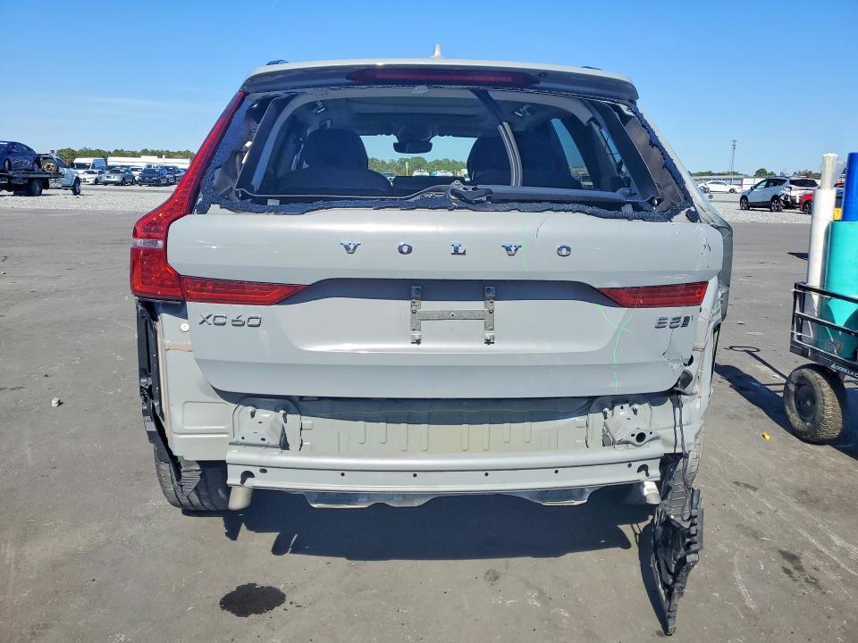Photo 6 from auction – 2024 VOLVO XC60 PLUS with VIN YV4L12RL9R1761522