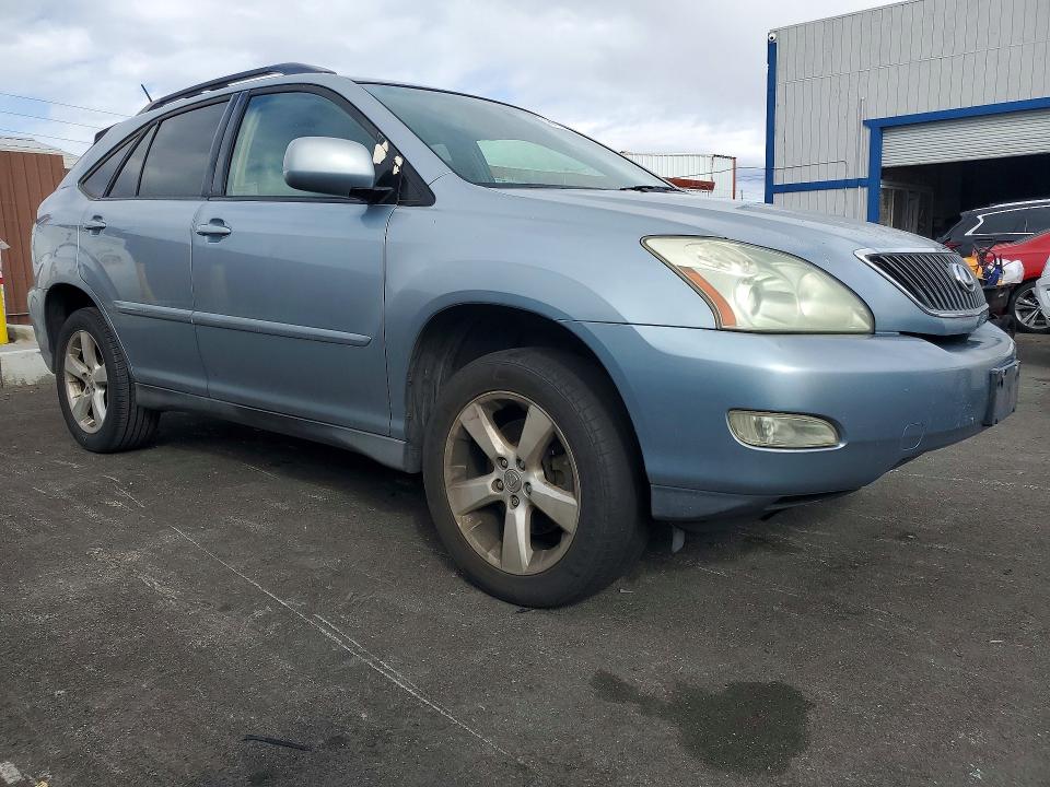Photo 4 from auction – 2005 LEXUS RX 330 with VIN JTJGA31U050051775