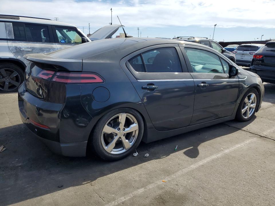 Photo 3 from auction – 2014 CHEVROLET VOLT with VIN 1G1RH6E45EU164206