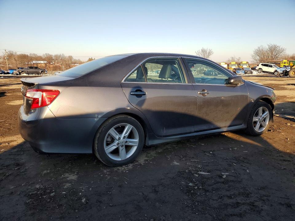 Photo 3 from auction – 2013 TOYOTA CAMRY with VIN 4T1BF1FK4DU280232