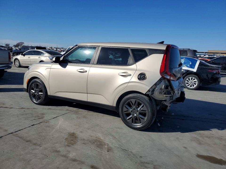 Photo 2 from auction – 2020 KIA SOUL with VIN KNDJ33AU1L7014550