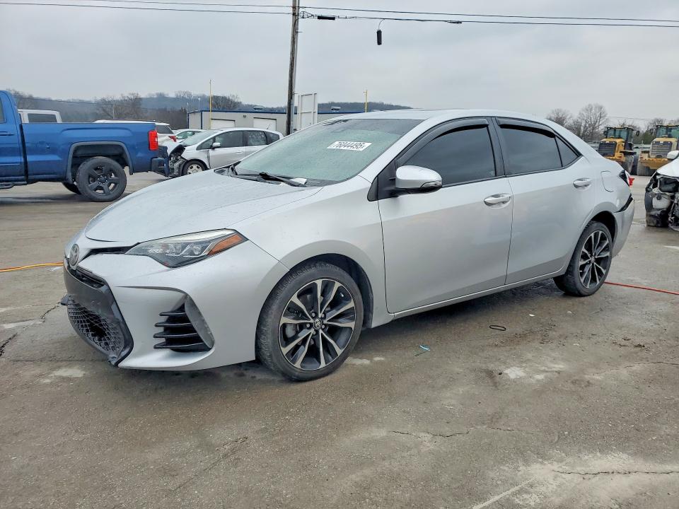 TOYOTA COROLLA L 2018 with VIN 2T1BURHE1JC006320 - Photo from auction