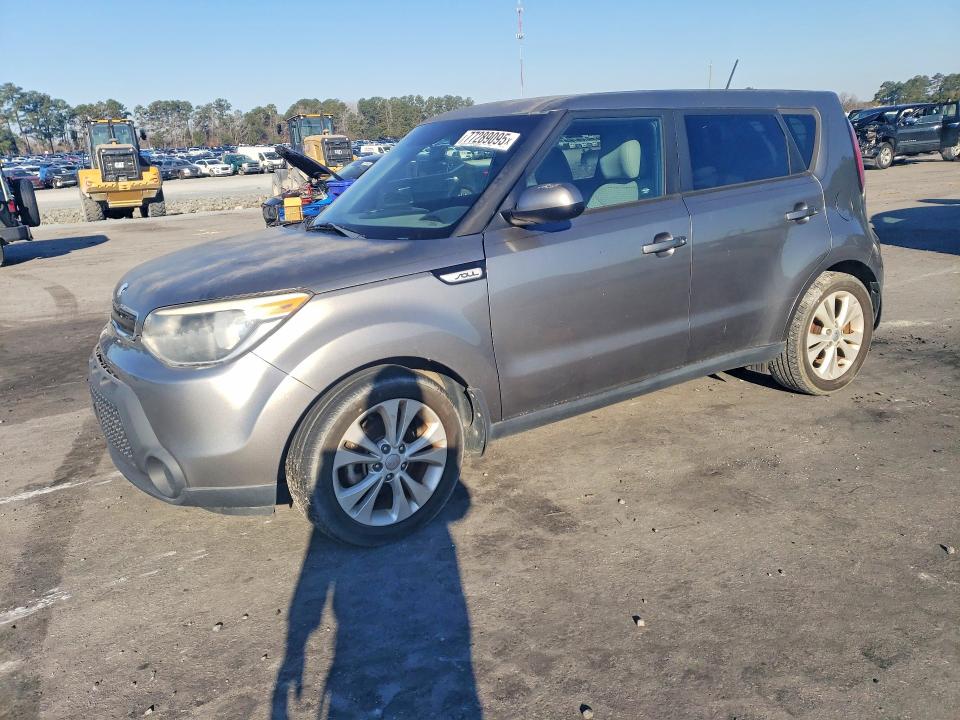 KIA SOUL 2015 with VIN KNDJP3A51F7129764 - Photo from auction