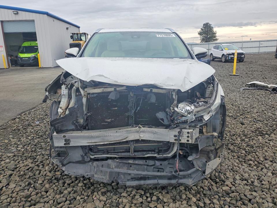 Photo 5 from auction – 2018 TOYOTA HIGHLANDER with VIN 5TDYZRFH3JS239308