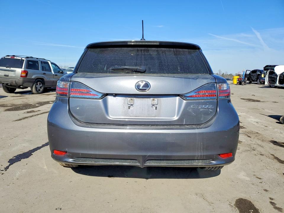 Photo 6 from auction – 2012 LEXUS CT with VIN JTHKD5BH5C2092694