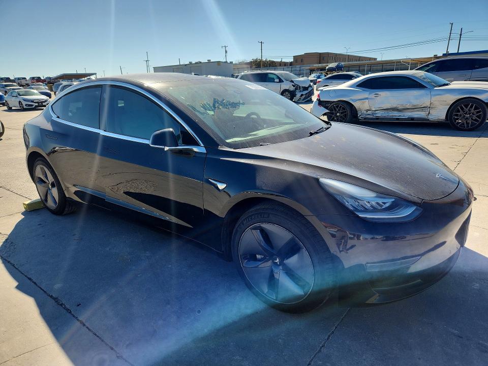 Photo 4 from auction – 2019 TESLA MODEL 3 with VIN 5YJ3E1EA0KF429360