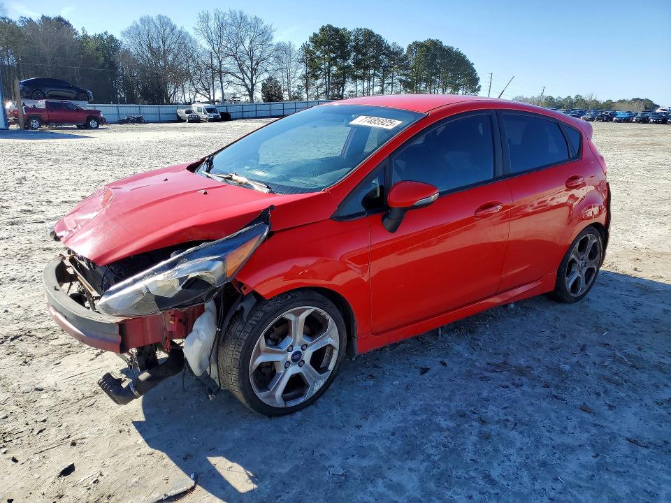 FORD FIESTA 2015 with VIN 3FADP4GX2FM166684 - Photo from auction