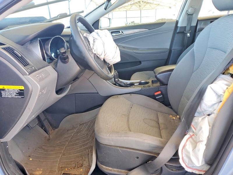 Photo 7 from auction – 2013 HYUNDAI SONATA with VIN KMHEC4A44DA064639