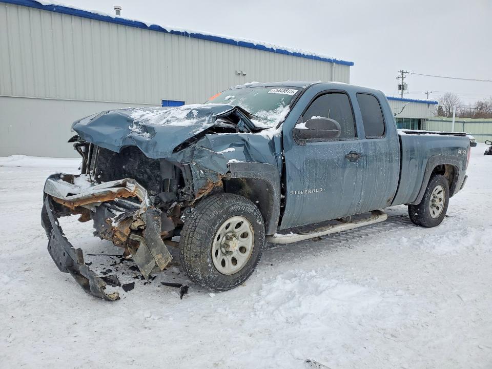 CHEVROLET SILVERADO 2010 with VIN 1GCSKPE36AZ134703 - Photo from auction