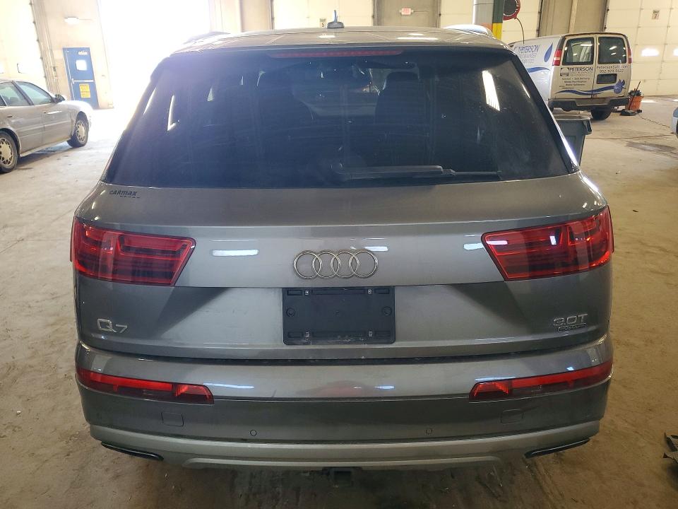 Photo 6 from auction – 2018 AUDI Q7 with VIN WA1LAAF73JD001345