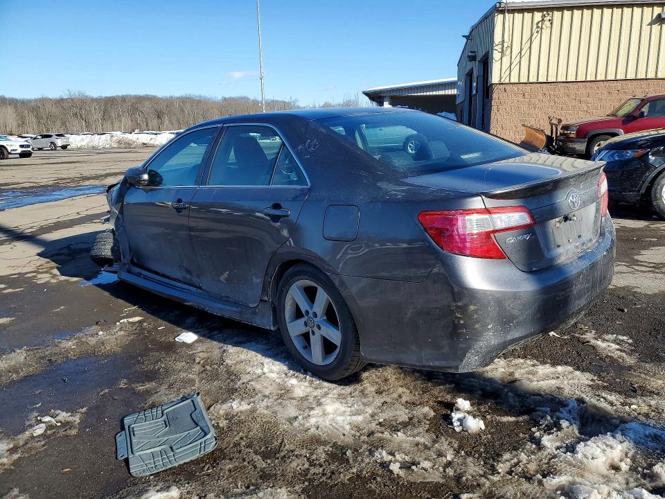 Zdjęcie 2 z aukcji – 2012 TOYOTA CAMRY BASE z VIN 4T1BF1FK3CU084250