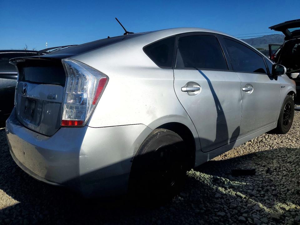 Photo 3 from auction – 2010 TOYOTA PRIUS with VIN JTDKN3DU6A0215148