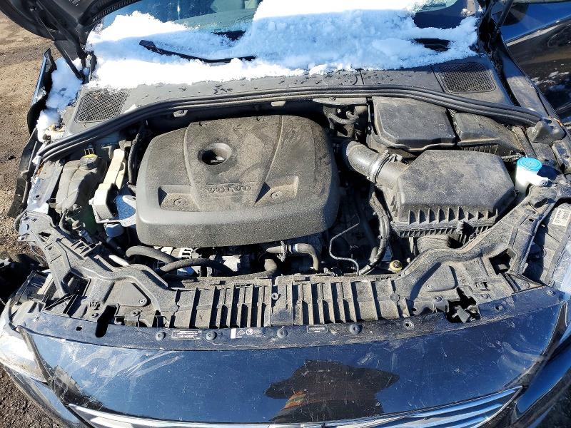 Фото 11 с аукциона – 2017 VOLVO S60 PLATIN с VIN LYV402TM6HB151886