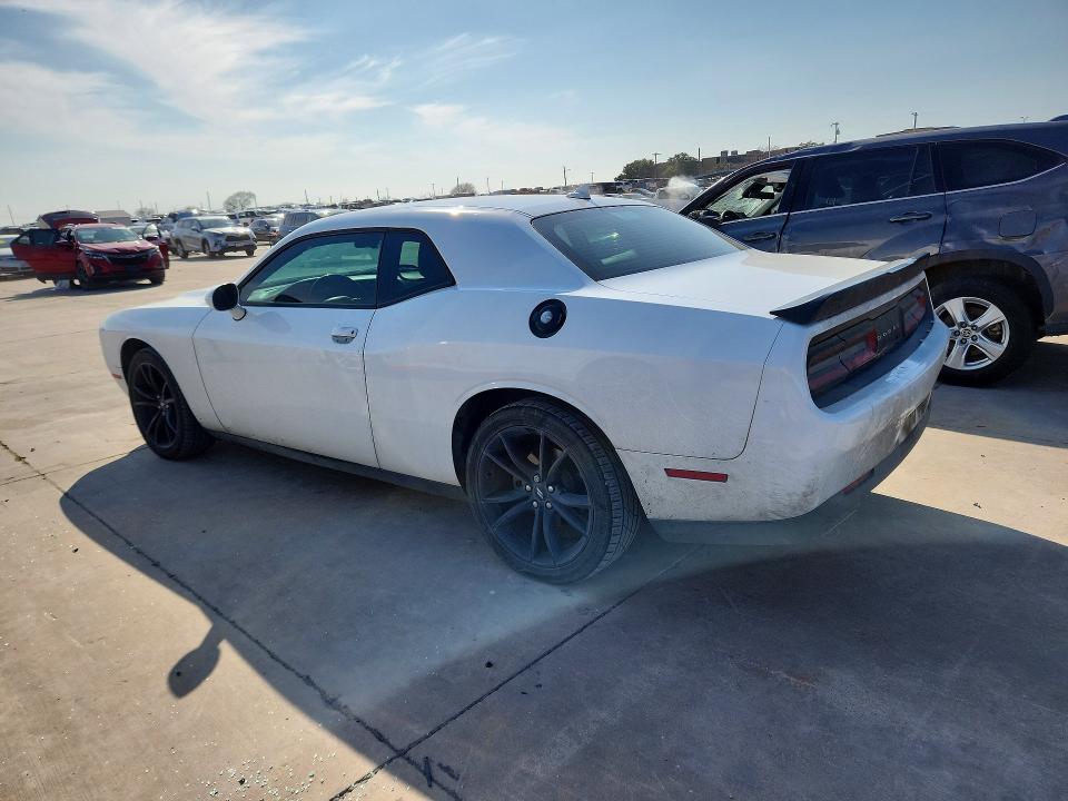 Photo 2 from auction – 2018 DODGE CHALLENGER with VIN 2C3CDZAGXJH183202