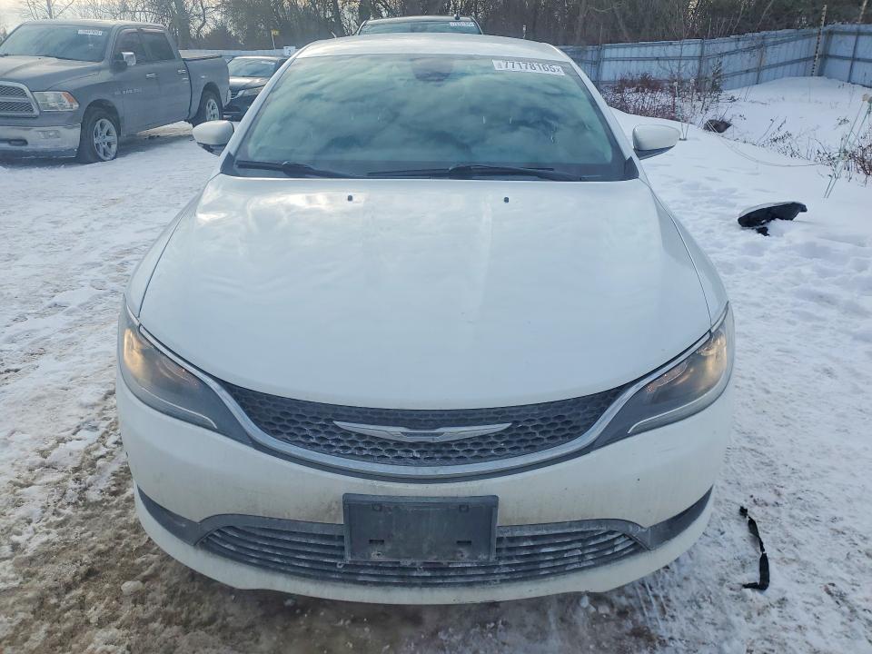 Photo 5 from auction – 2015 CHRYSLER 200 with VIN 1C3CCCFB1FN600721