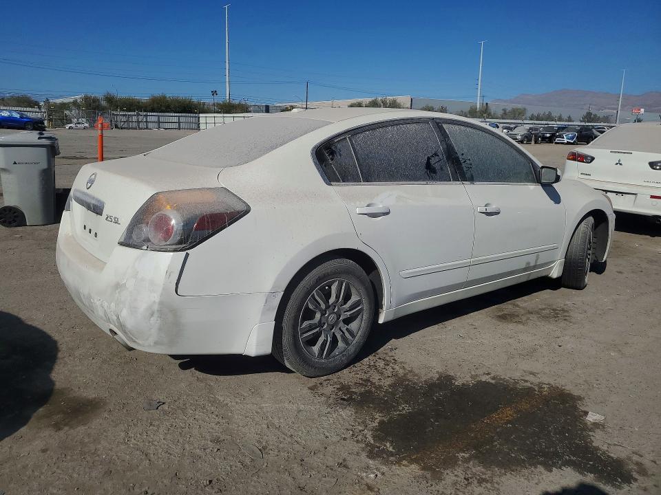 Photo 3 from auction – 2012 NISSAN ALTIMA with VIN 1N4AL2AP2CC130891