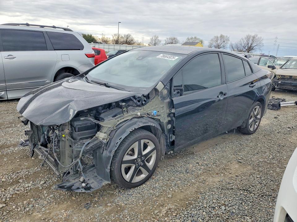 TOYOTA PRIUS 2017 with VIN JTDKARFU9H3047929 - Photo from auction