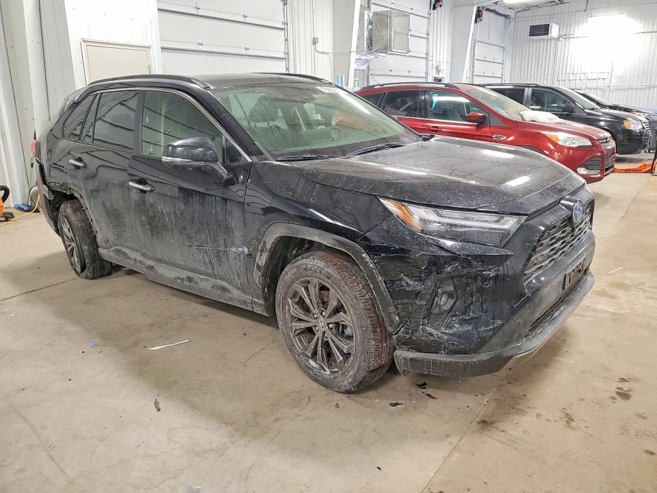 Photo 4 from auction – 2024 TOYOTA RAV4 with VIN JTMD6RFV1RD145531