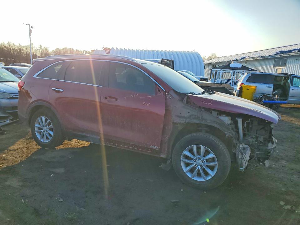 Photo 4 from auction – 2018 KIA SORENTO with VIN 5XYPGDA35JG351735