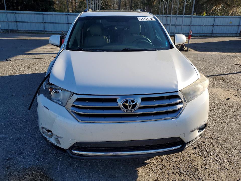 Photo 5 from auction – 2013 TOYOTA HIGHLANDER with VIN 5TDYK3EH9DS128172