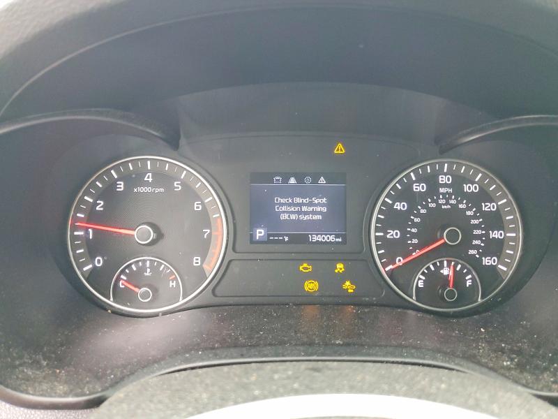 Photo 9 from auction – 2019 KIA OPTIMA LX with VIN 5XXGT4L36KG280608