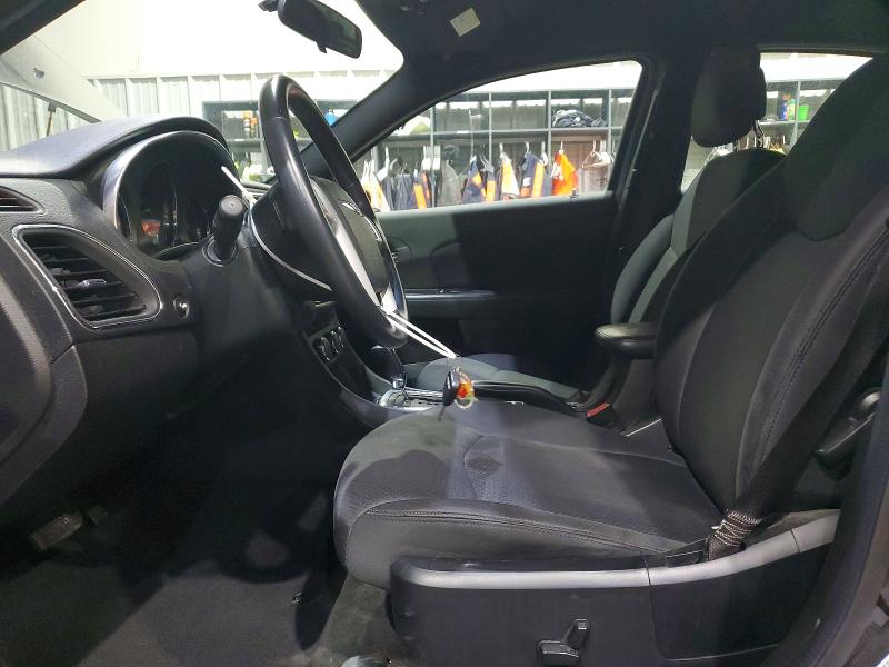 Фото 7 с аукциона – 2014 CHRYSLER 200 с VIN 1C3CCBBGXEN115150