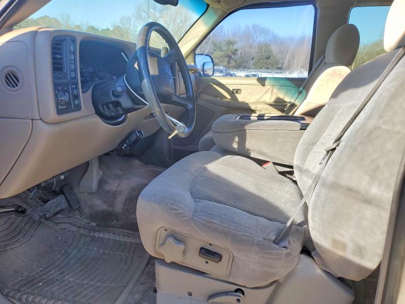 Photo 7 from auction – 2001 CHEVROLET SILVERADO with VIN 1GCEK19T61E161993