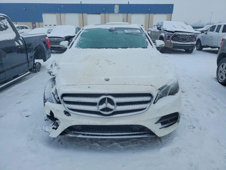Photo 5 from auction – 2020 MERCEDES-BENZ E 350 4MAT with VIN WDDZF8EB5LA703385